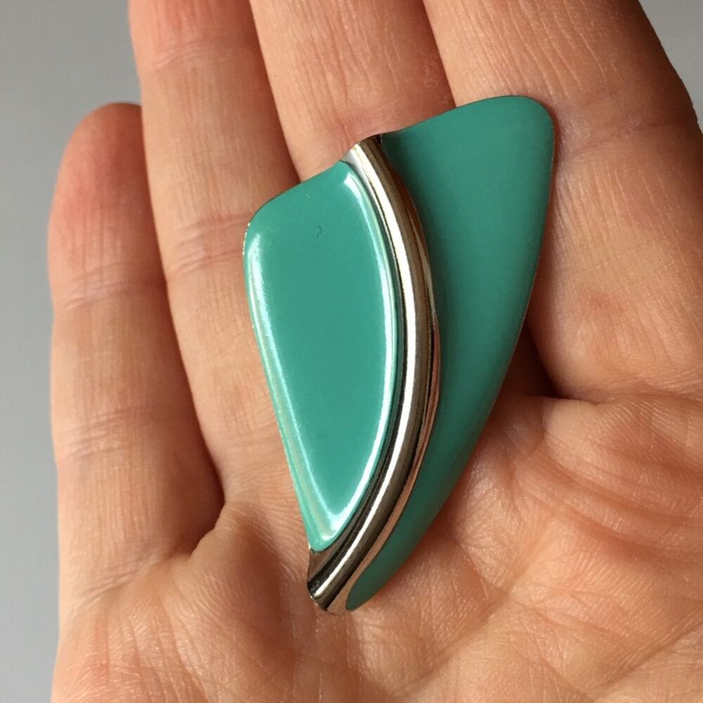 Aqua and silver tone abstract geometric clip on earrings - Picture 8 of 10